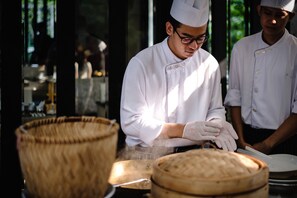 Daily full breakfast for a fee - Hua Chang Heritage Hotel Bangkok (Bangkok)