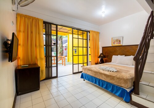 The Club Ten Beach Resort Boracay