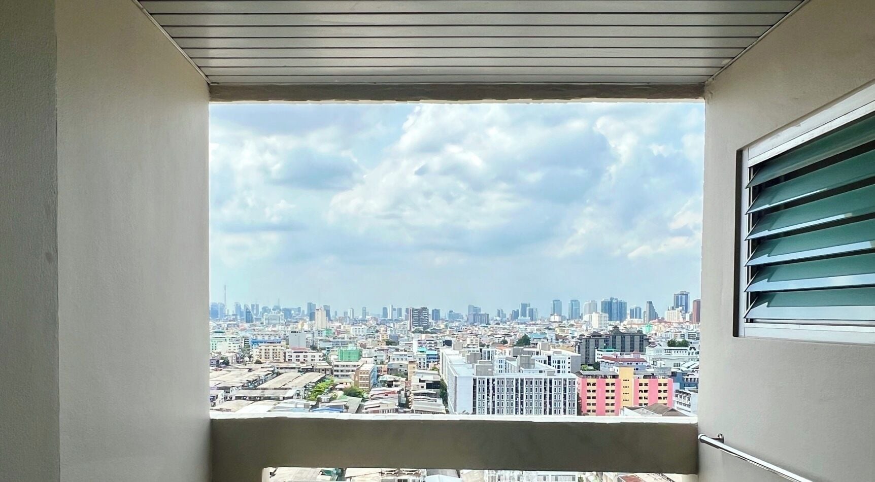 grand studio twin | 1 bedroom, blackout curtains, free wifi, bed sheets