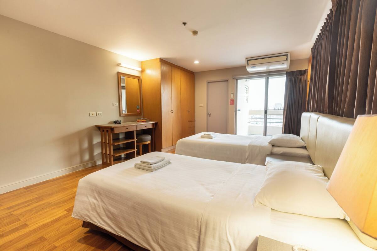 Oriental Deluxe Twin | Verdunkelungsvorhänge, kostenloses WLAN, Bettwäsche