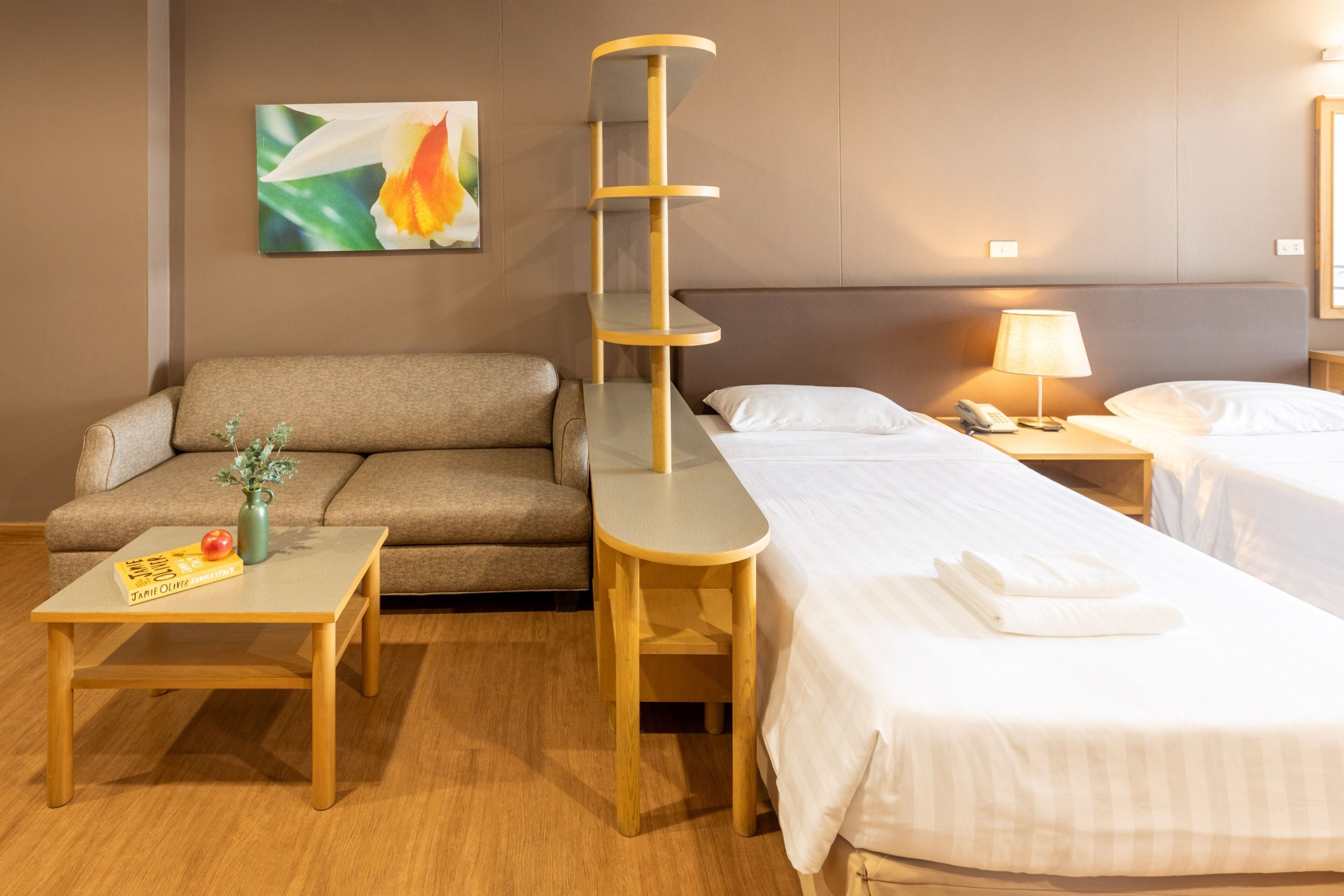 Superior Studio Twin | Cortinas blackout, Wi-Fi de cortesia, roupa de cama