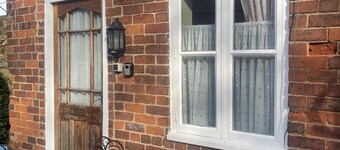 ザ ステイブルズ