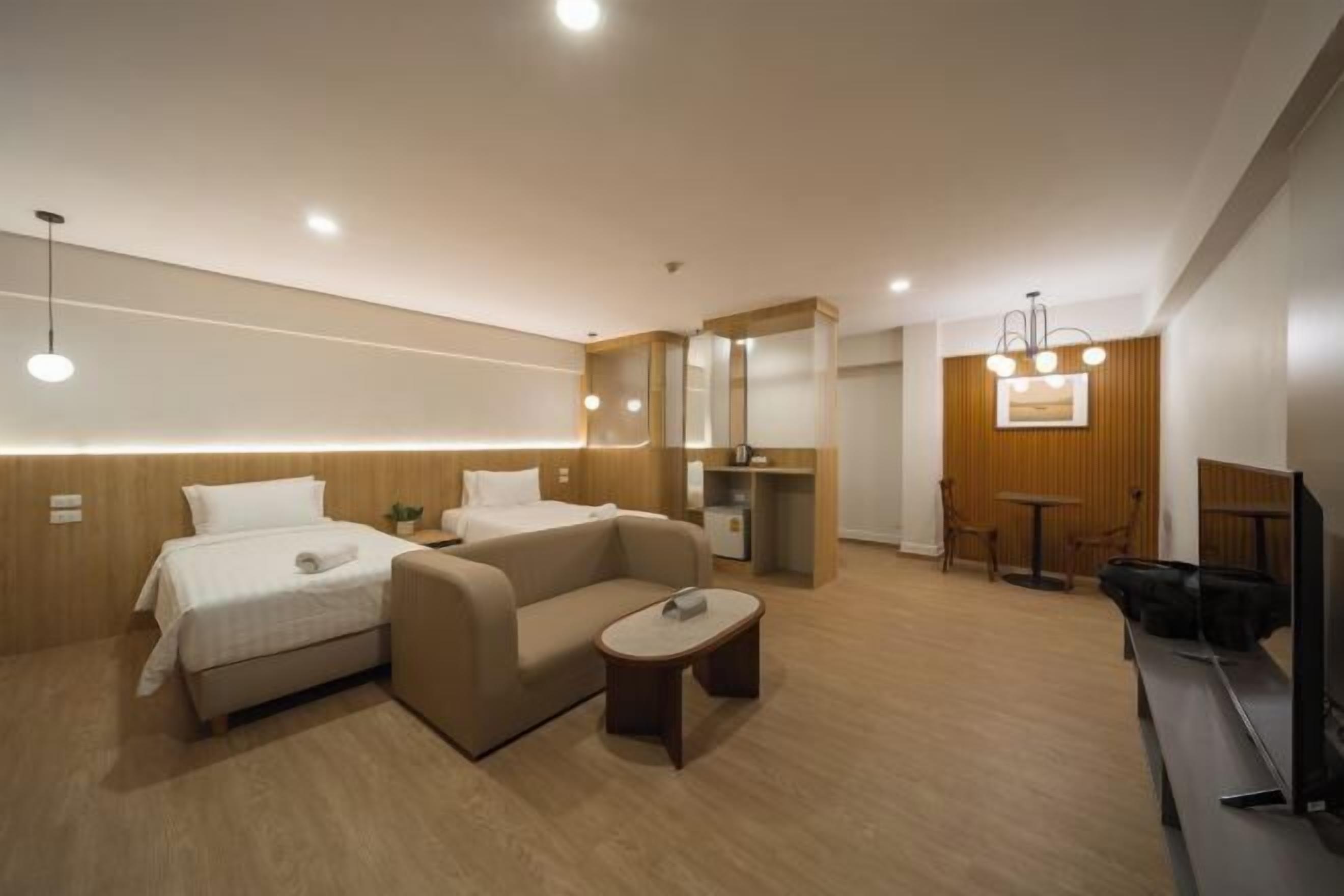 Minibar, wifi gratis y ropa de cama 