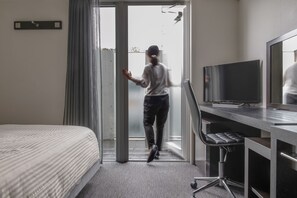 Standard Double Room, 1 Bedroom, Non Smoking | Down duvets, desk, blackout curtains, iron/ironing board