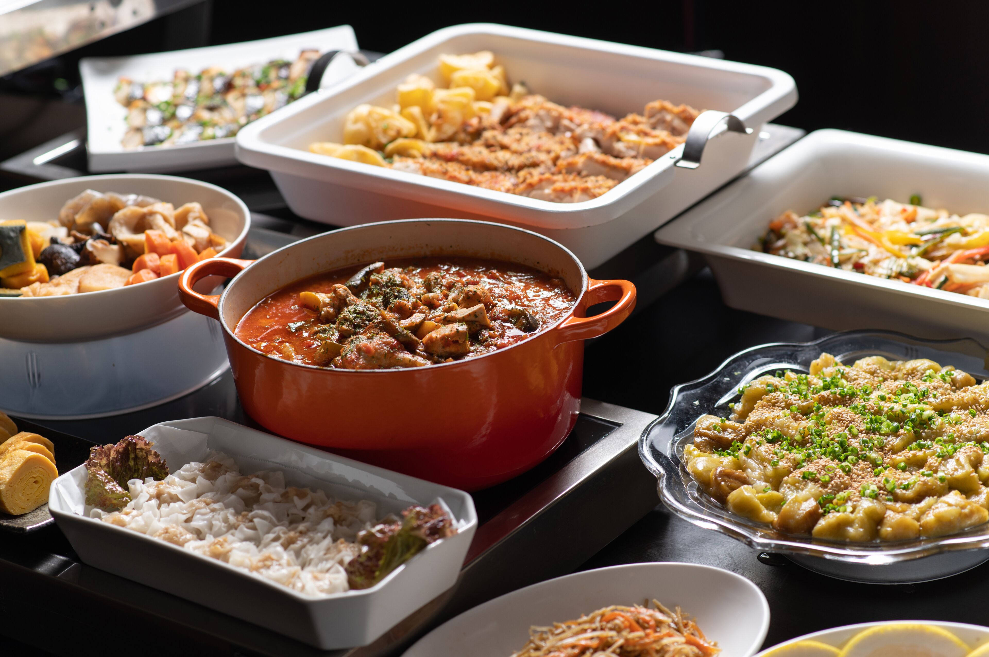 daily buffet breakfast for a fee