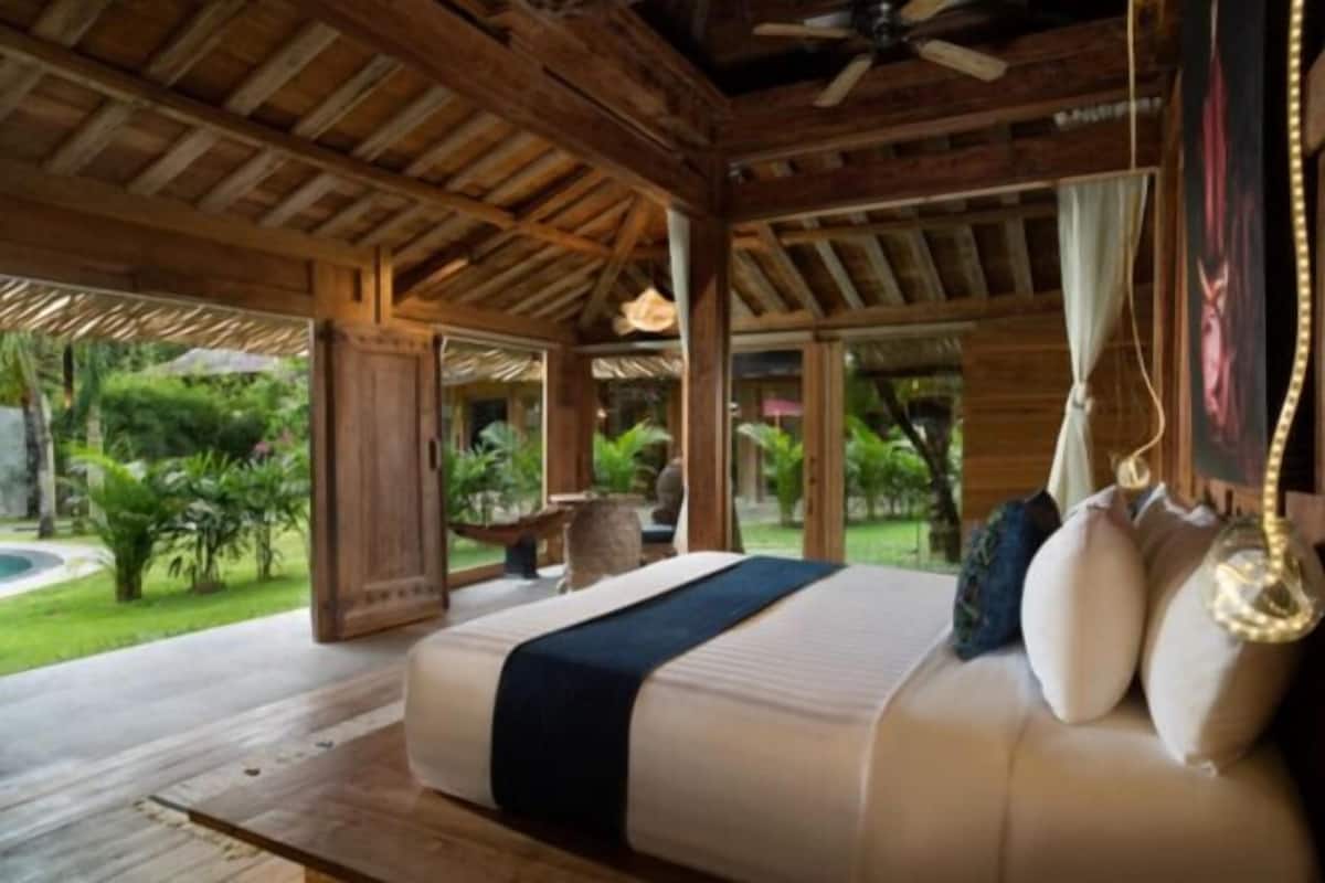 Select Comfort-madrasser, minibar och värdeförvaringsskåp på rummet