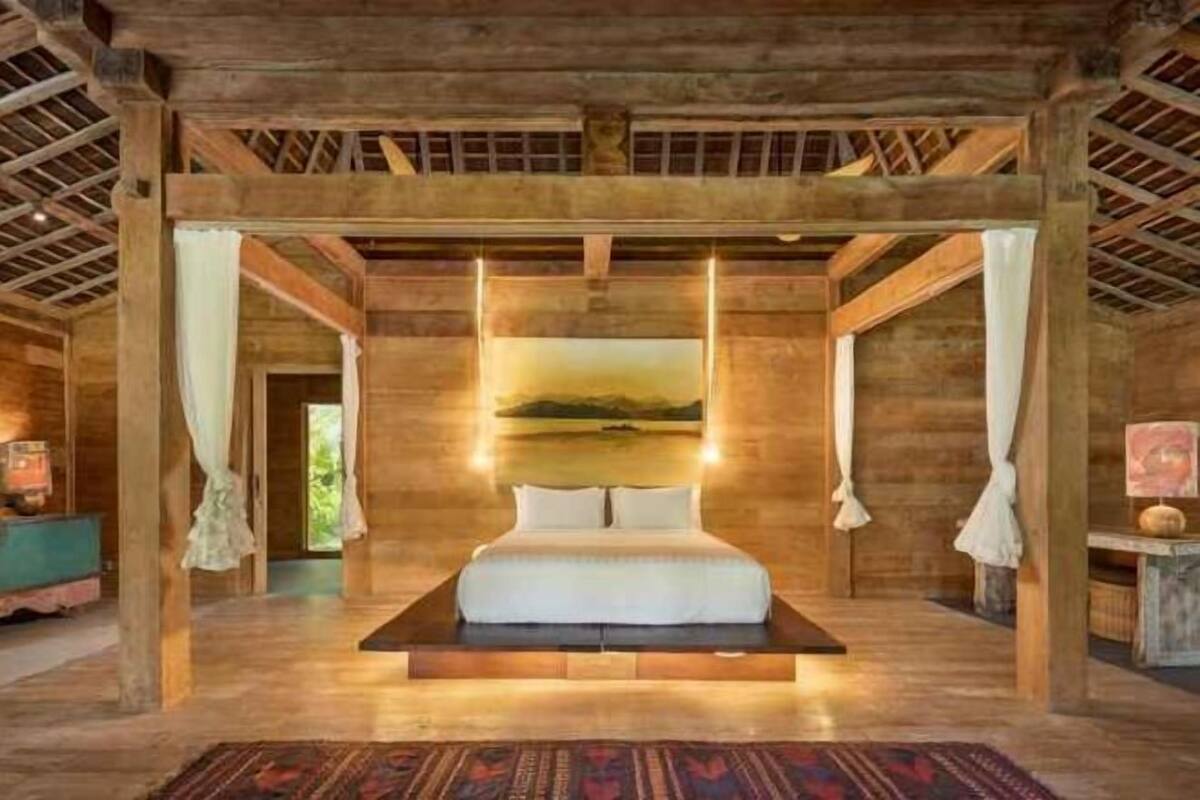 Select Comfort-bedden, een minibar, een kluis op de kamer, een bureau