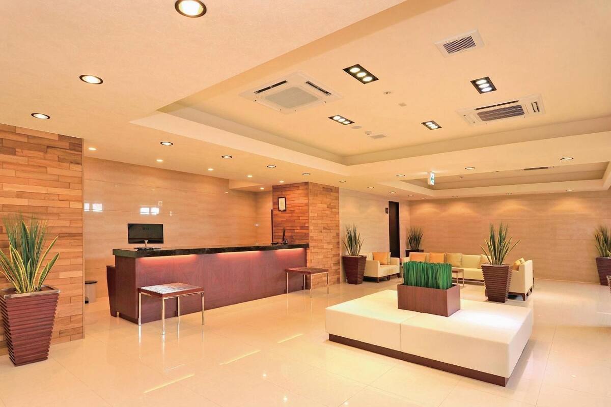 Hall