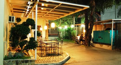 Rumi Apartelle Hotel