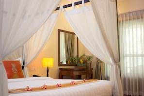 Premium bedding, pillow-top beds, in-room safe, individually decorated