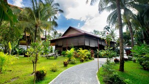 Property grounds - Angkor Heritage Boutique Hotel (Siem Reap)
