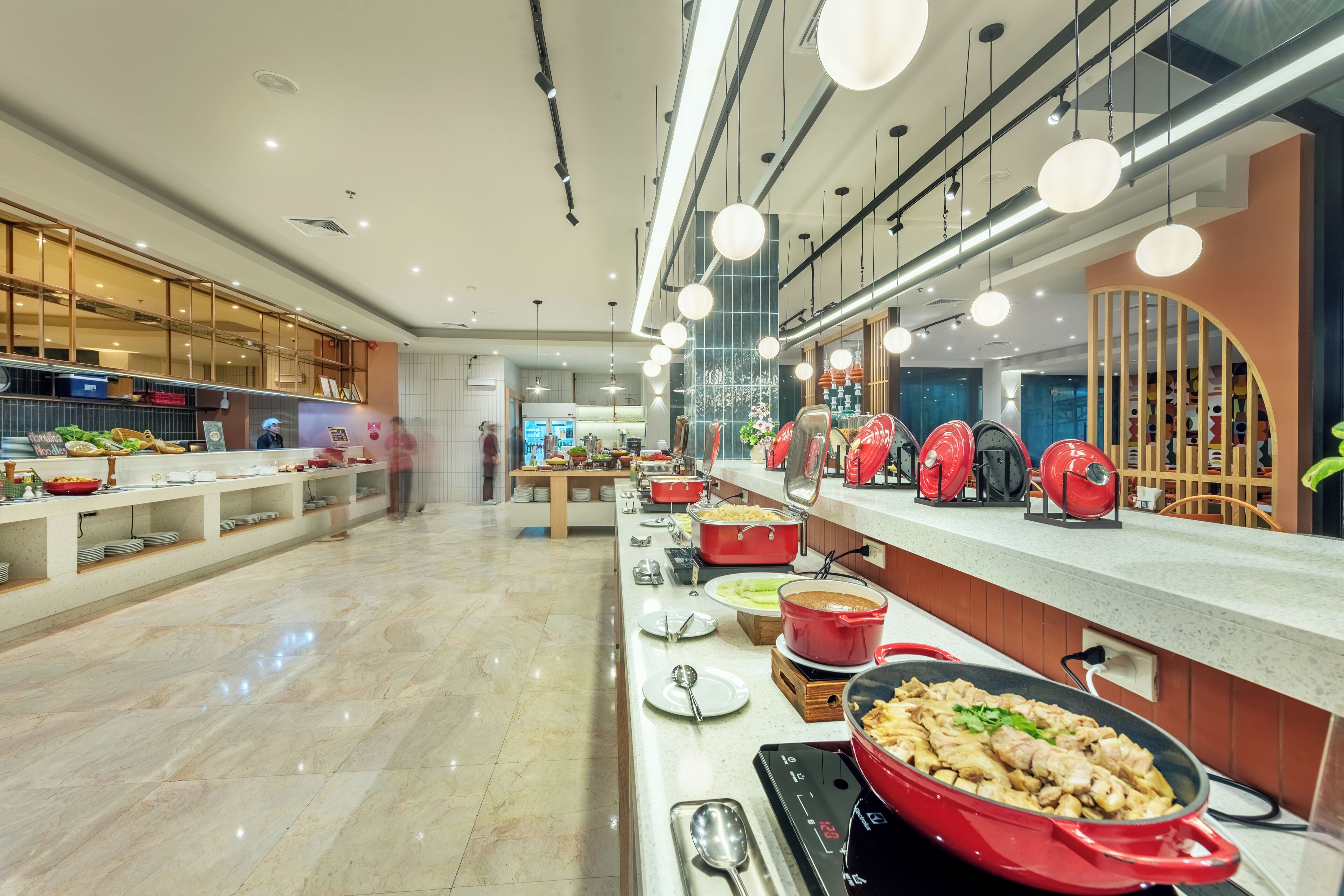 Breakfast (THB 150 per person)