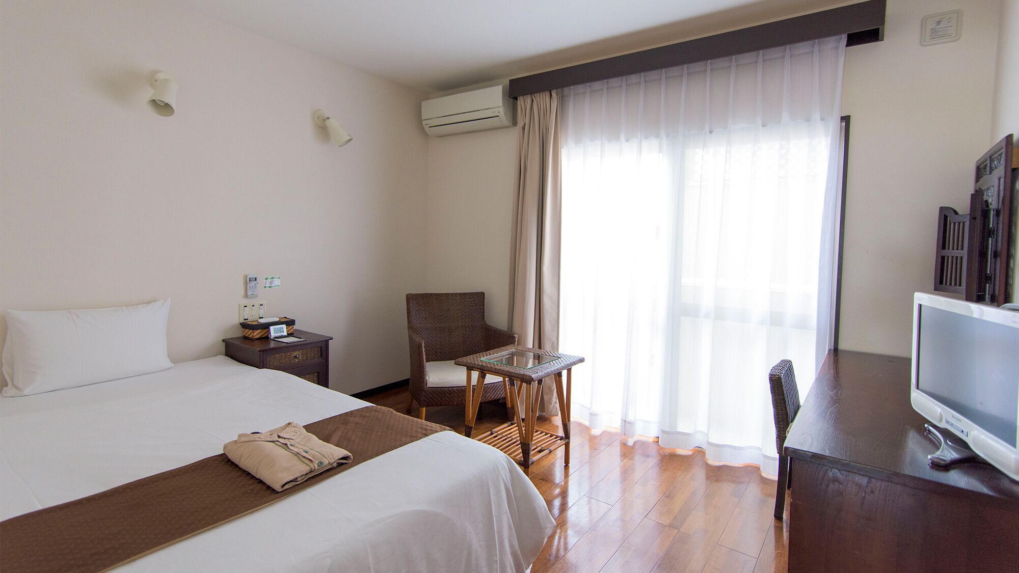 In-room safe, desk, blackout curtains, soundproofing