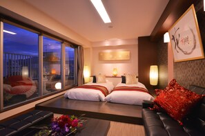 Design Twin Room (Japanese Style Twin 'Flower') | Premium bedding, in-room safe, desk, soundproofing - Hana Hotel (Kyoto)