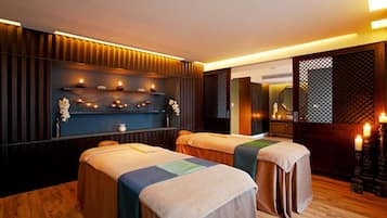 Couples treatment room(s), sauna, steam room, body treatments