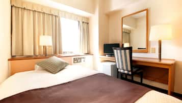 Iron/ironing board, free WiFi