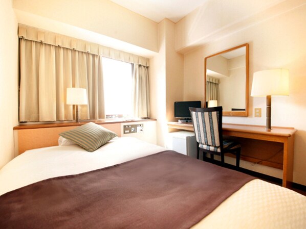 Iron/ironing board, free WiFi