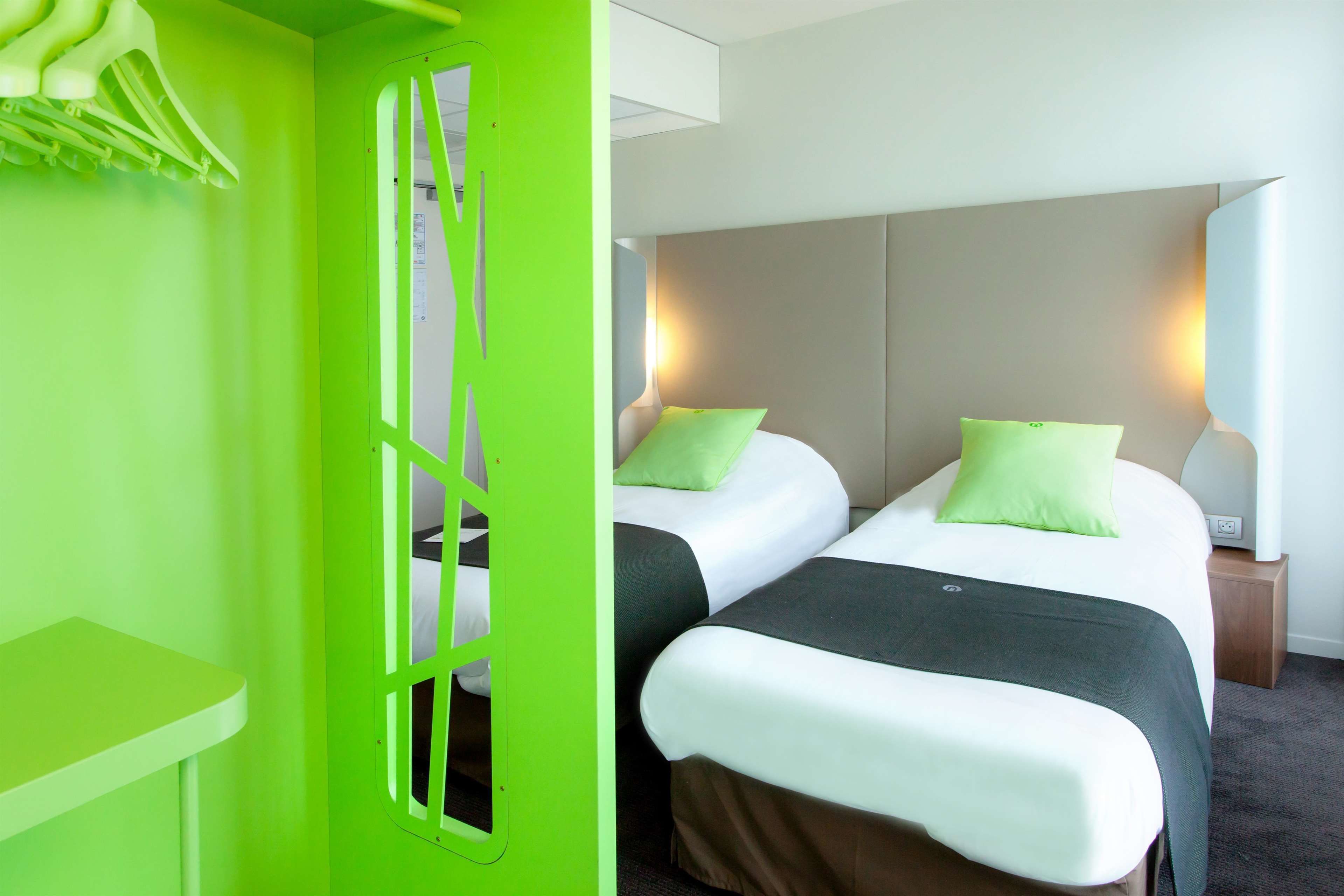 next generation, room, 2 single beds | desk, soundproofing, free wifi, bed sheets
