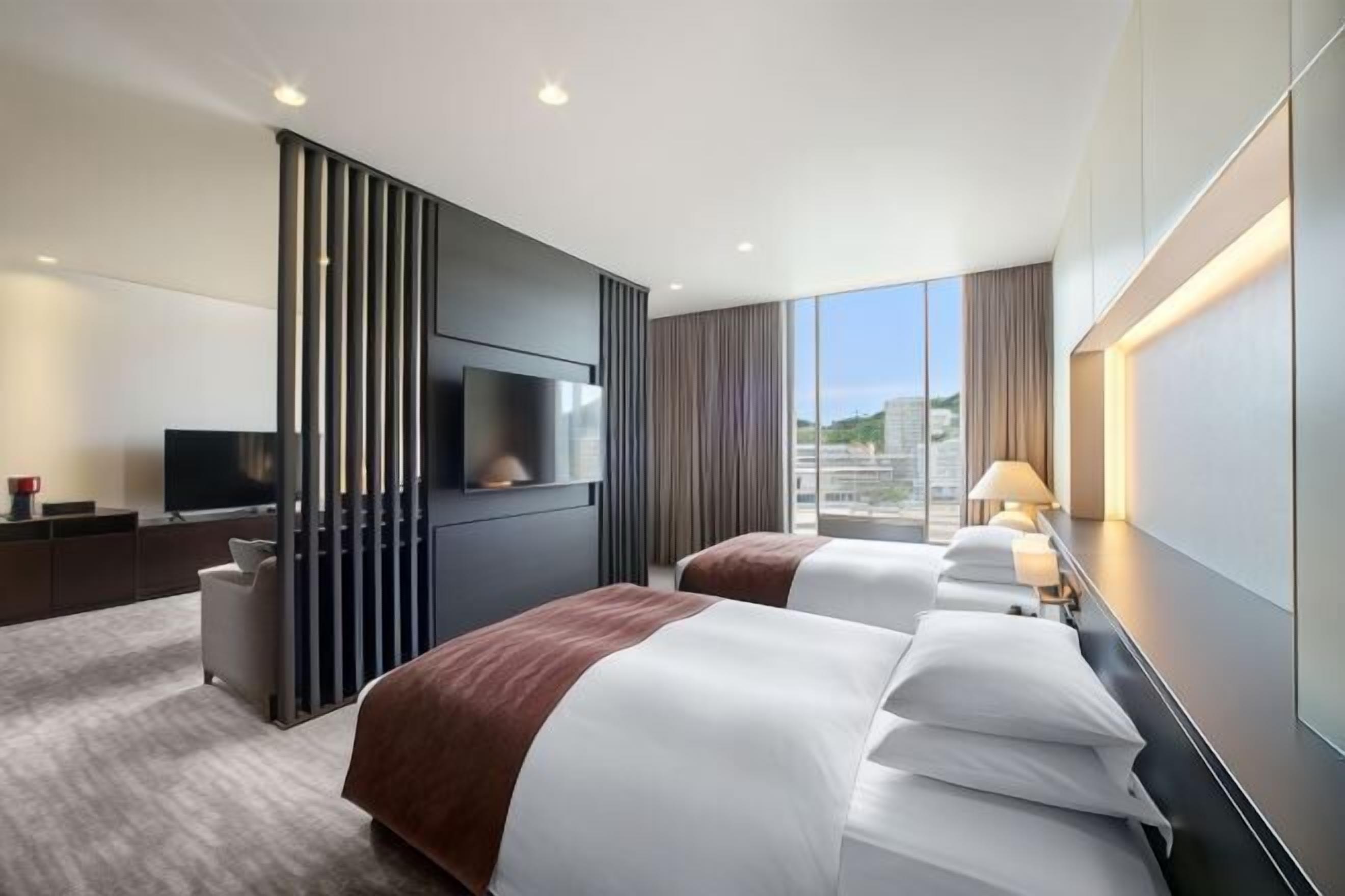 Daunenbettdecken, Zimmersafe, individuell dekoriert