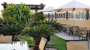 Exterior - Movenpick Hotel Apartments Al Mamzar Dubai (Dubai)