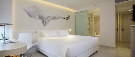 Superior Room, 1 Queen Bed, City View