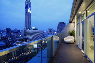 Centara Watergate Pavilion Hotel Bangkok