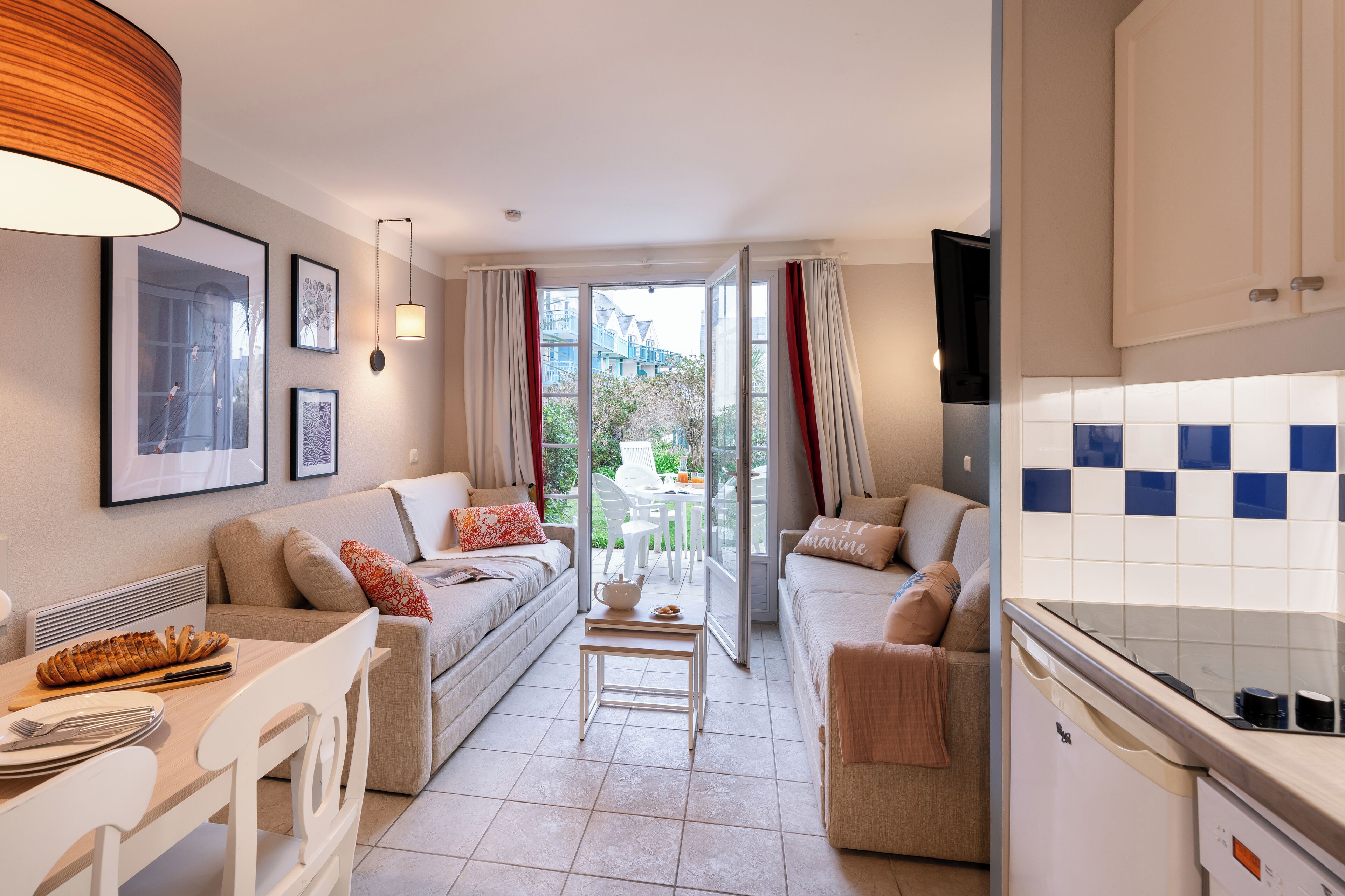 Apartment 5 people - 1 bedroom - Terrace or balcony Renovated | Living area
