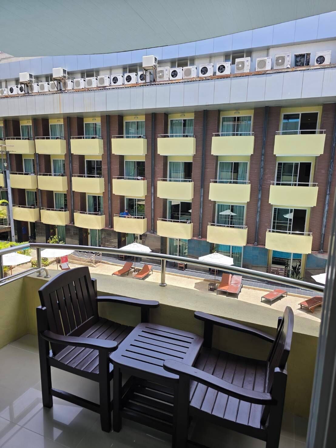 Chambre Deluxe Double ou avec lits jumeaux | Coin séjour | Télévision LCD de 32 pouces avec chaînes par câble, télévision, cheminée