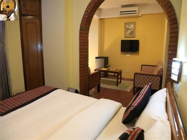 Desk, WiFi (free) - Heritage Home Hotel and Guest House (Kathmandu)