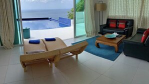 Two-Bedroom Suite with Private Pool | 客房景觀