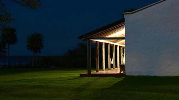 Front of property – evening/night - Posada de la Laguna-lodge (Colonia Carlos Pellegrini)