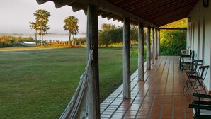 Hallway - Posada de la Laguna-lodge (Colonia Carlos Pellegrini)