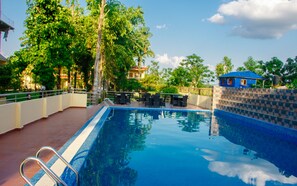 Alberca al aire libre 