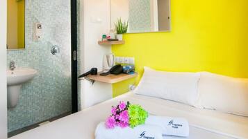 Desk, free WiFi, bed sheets