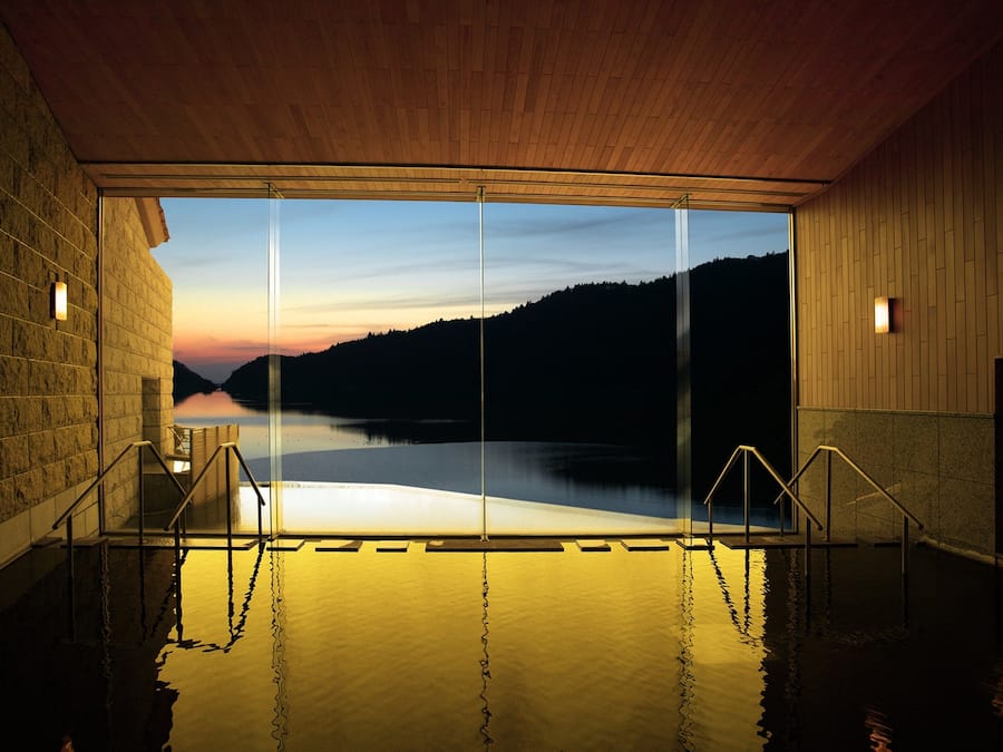 Free toiletries, hair dryer, slippers, bidet