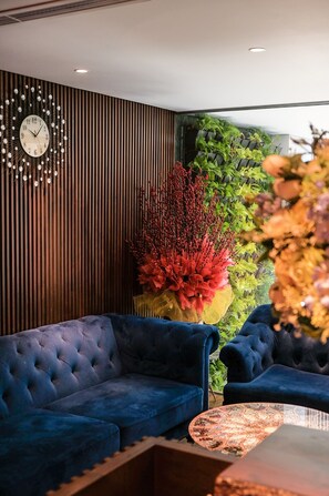 Reception - Signature Boutique Hotel (Ho Chi Minh City)