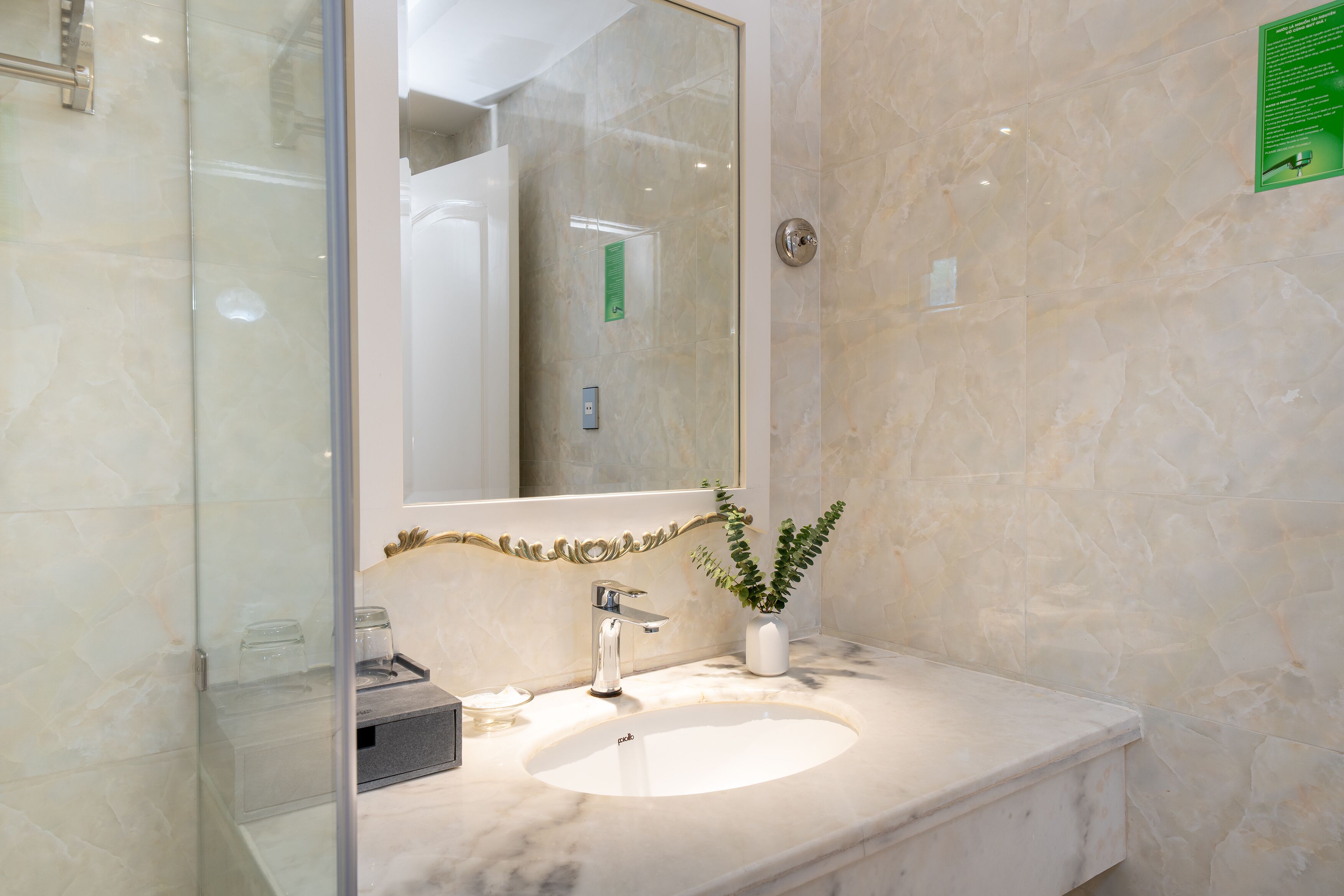 shower, free toiletries, hair dryer, bathrobes