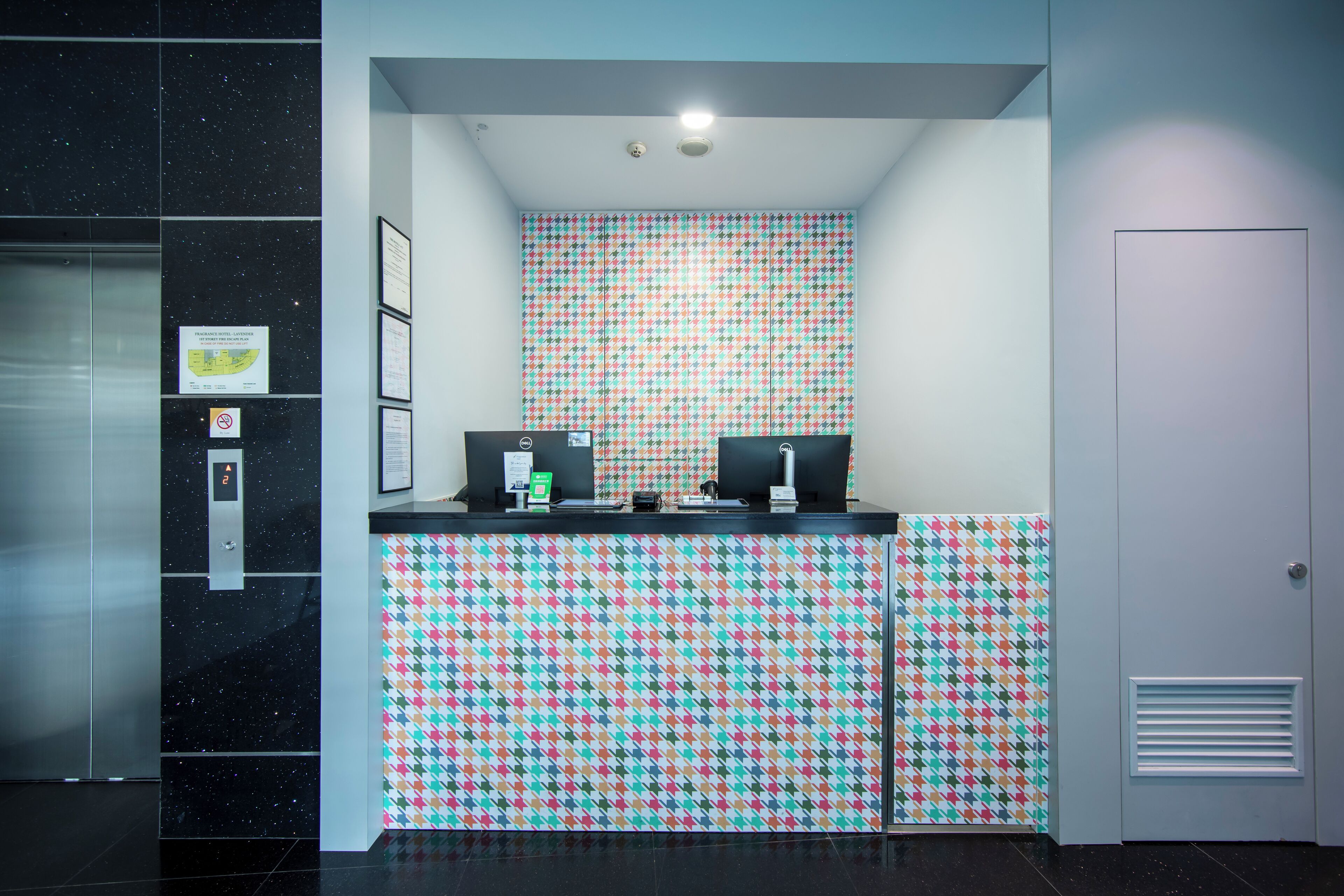 Photo - Fragrance Hotel - Lavender