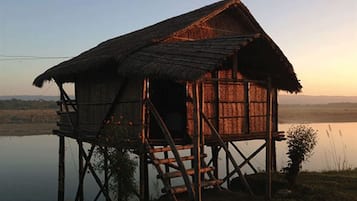 Pemandangan dari hartanah
