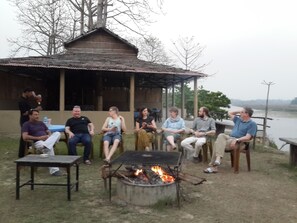 Bar (on property) - Wildlife Adventure Resort (Sauraha)