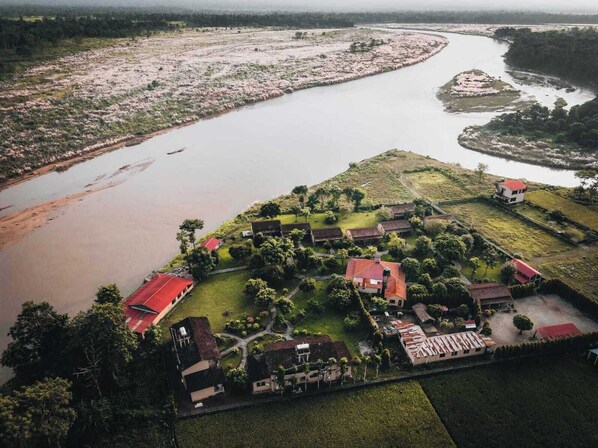 منظر من الجو على ارتفاع عالٍ