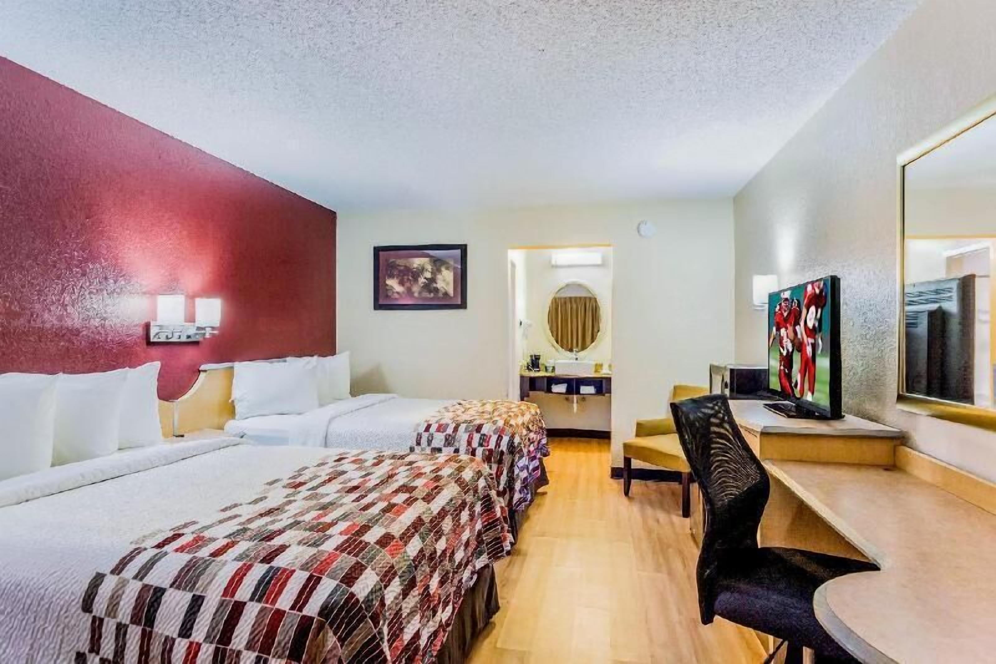 Desk, iron/ironing board, free WiFi, bed sheets