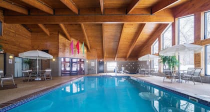 AmericInn by Wyndham Sioux Falls