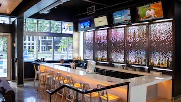 Bar (en la propiedad)
