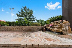 Fachada de la propiedad