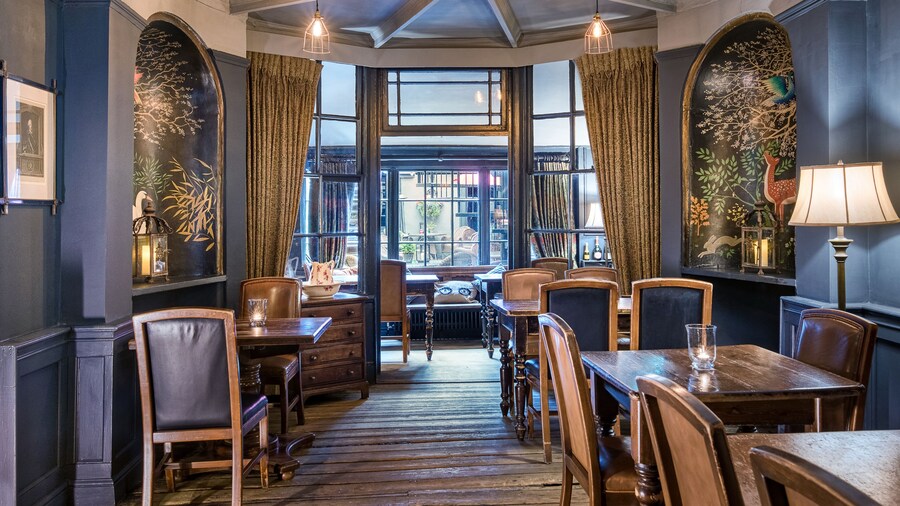Guy Fawkes Inn