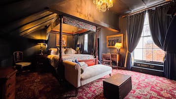 Four Poster Double Room | 1 bedroom, individually decorated, individually furnished