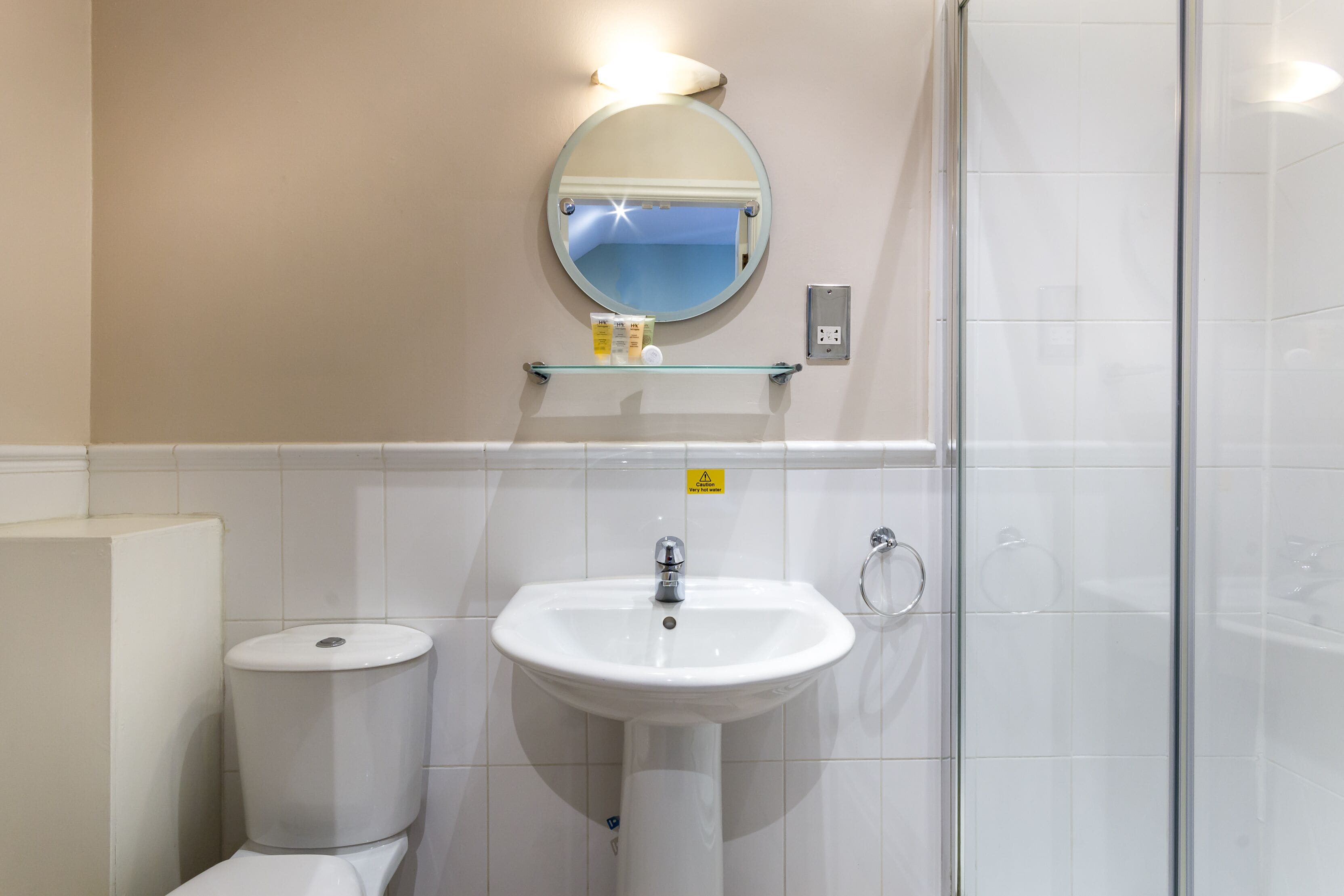 Photo - Guy Fawkes Inn