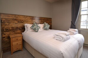Apartament Comfort, 2 dormitoris, cuina | Planxa i posts de planxar, wifi gratuïta i roba de llit 