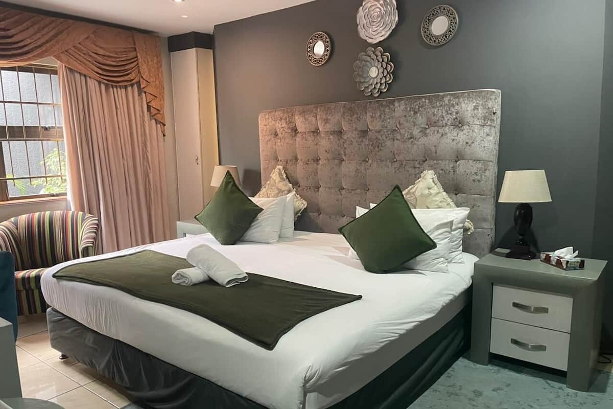 Executive Double or Twin Room | 10 bedrooms, premium bedding, memory foam beds, minibar